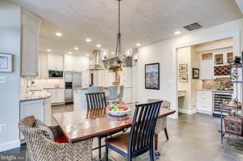 11406 Wild Bramble Way, Herndon VA  20194-1001 exterior