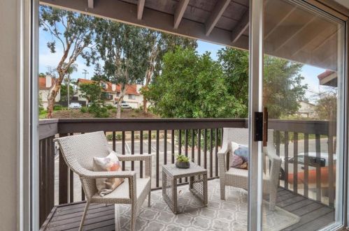 353 Windy Ln, Vista CA  92083-5766 exterior