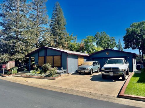 6938 Hidden Brook Ln, Citrus Heights CA  95621-8373 exterior