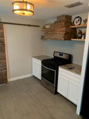816 Church St, Pilot Point TX  76258-4092 exterior