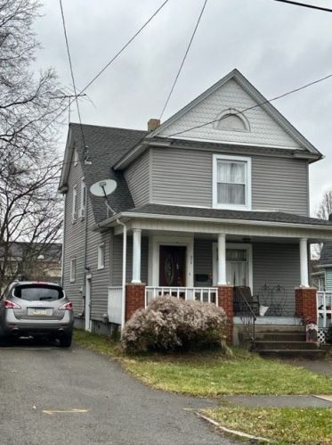 1001 Basilone Dr, New Castle PA 16101-3144 exterior