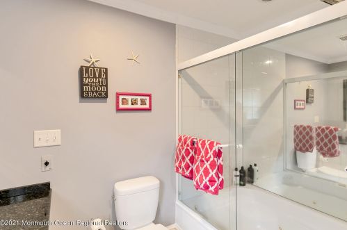 83 Lovett Ave, Little Silver NJ  07739-1420 exterior