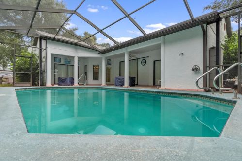 379 Martina Dr, Brooksville, FL 34609-9074