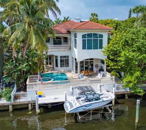 709 10th St, Delray Beach, FL 33483-5129