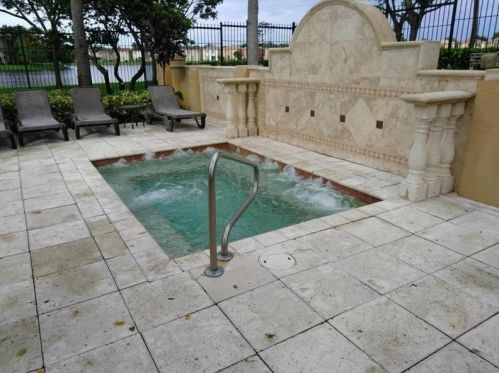 4190 San Marino Blvd, West Palm Beach FL  33409-7721 exterior