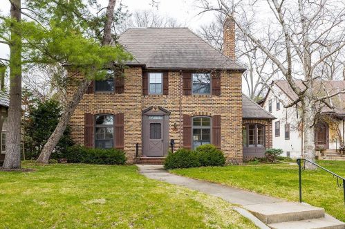 1112 Minnehaha Pkwy, Minneapolis, MN 55419-1162