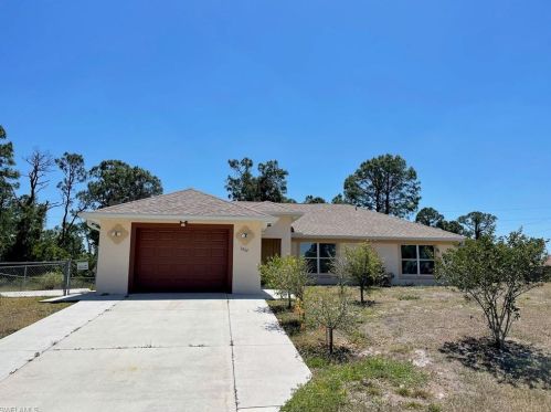 1052 Barcelona St, Lehigh Acres, FL 33974-9646