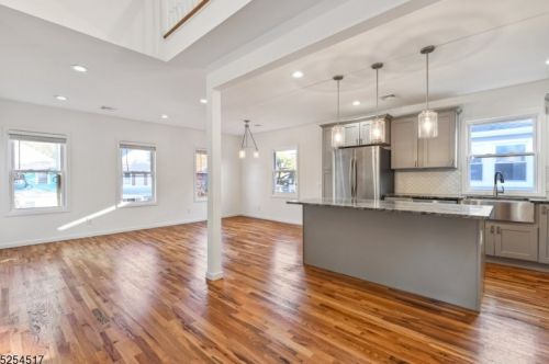 43 Howe Ave, Montclair NJ  07042-1649 exterior