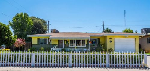 401 Shaw Ave, Bakersfield, CA 93263-1916