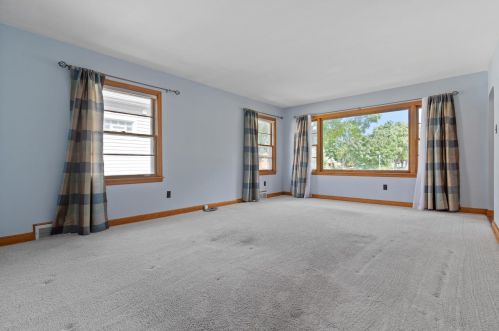 455 Morgan Ave, Milwaukee, WI 53207-3309