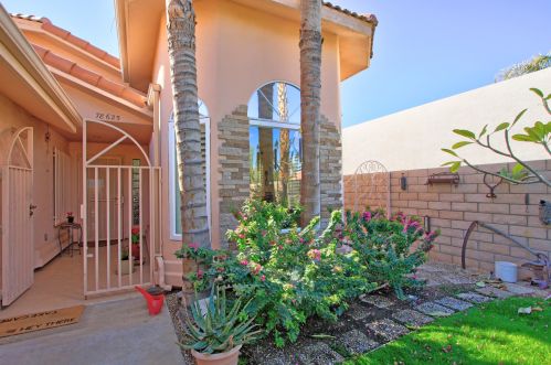 78625 Saguaro Rd, La Quinta CA  92253-2466 exterior