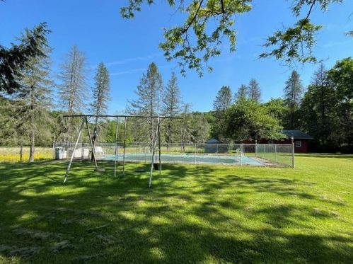 287 Reibold Rd, Renfrew, PA 16053-9412