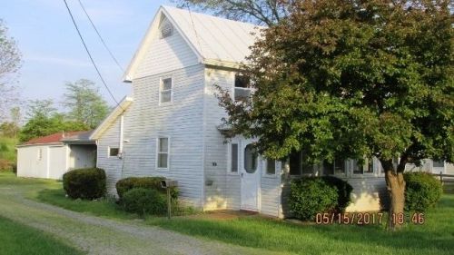 327 Plum St, Farmland, IN 47340-7021