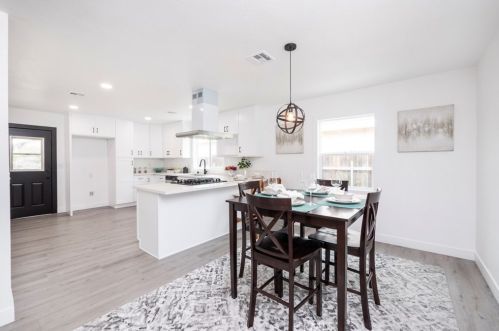 1741 Valley Center Ave, Glendora CA  91740-6132 exterior