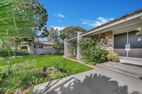 9622 James Cir, Orange, CA 92861-2761