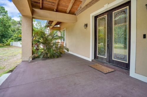 8340 Pinecone Dr, Lakeland FL  33809-1632 exterior