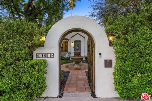11611 La Maida St, North Hollywood, CA 91601-4328