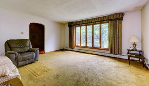 901 Meadowbrook Rd, Fredon NJ  07860-4519 exterior