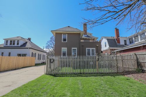 6559 5 Ave, Kenosha WI 53143-6101 exterior