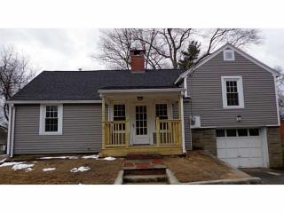 10 Pine Ave, Coventry, RI 02816-5928