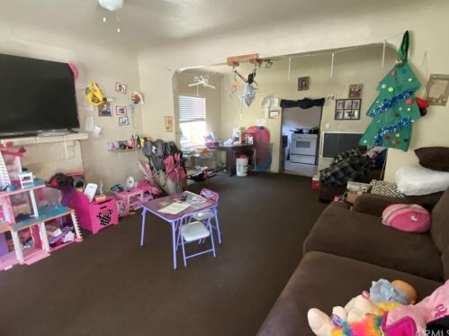 5101 Lindsey Ave, Pico Rivera CA  90660-2732 exterior