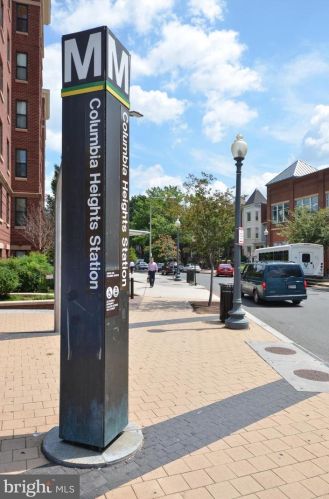 724 Columbia Rd, Washington DC 20001-3802 exterior