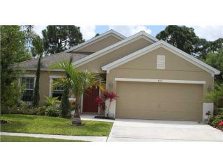 426 Briarcliff Cir, Sebastian, FL 32958-8698