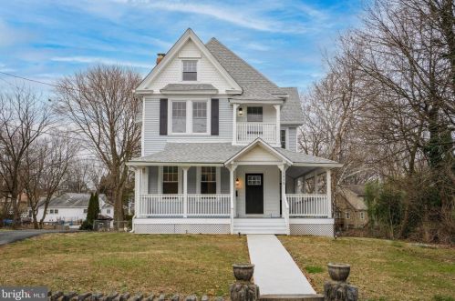 1315 Ashbourne Rd, Melrose Park PA  19027-2678 exterior