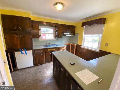 825 Elizabeth Dr, Molino PA  17961-1503 exterior