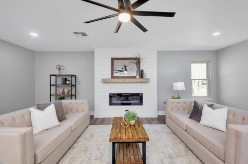 3901 Piedmont Rd, Fort Worth, TX 76116-7913