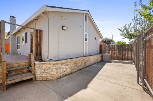 6402 Samar Dr, San Jose CA  95119-1627 exterior