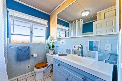 1136 Avocado Crst Rd, La Habra CA 90631-8108 exterior