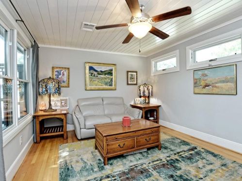 1502 16 St, Georgetown TX 78626-7063 exterior