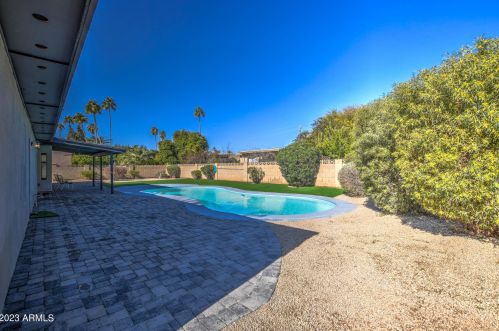 6630 Sharon Dr, Scottsdale AZ  85254-3950 exterior