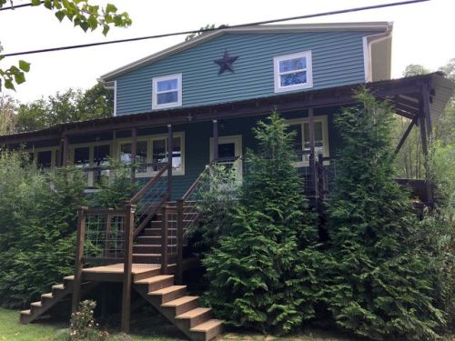 695 Main St, Dowelltown, TN 37059-2019