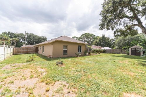 5855 Granite Ln, Cocoa FL  32927-8824 exterior