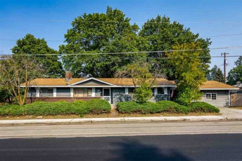 2011 Freya St, Spokane WA  99217-7245 exterior