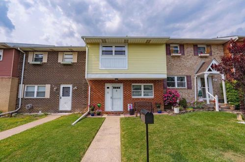 63 Chestnut St, Macungie, PA 18062-1704