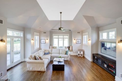 496 Ridgewood Ave, Glen Ridge NJ  07028-1820 exterior