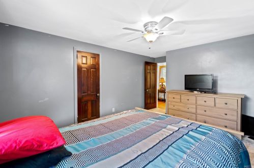 1213 Prospect Rd, Pittsburgh PA 15227-3730 exterior