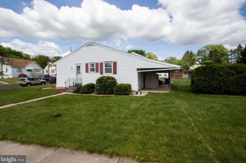 452 Belmont St, Pottstown, PA 19464-5125