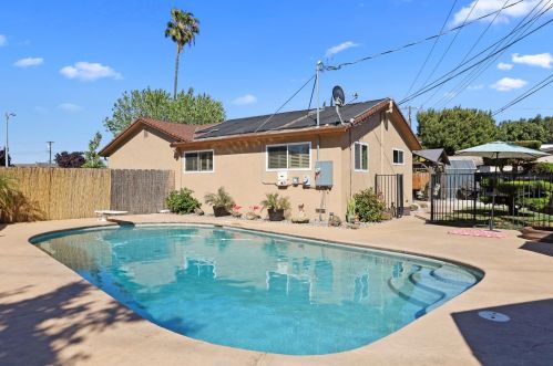 1154 Tamarack Dr, Lodi CA  95240-5535 exterior