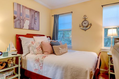 116 Slipper Shell Ct, Mount Pleasant SC  29464-6724 exterior