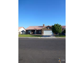 1182 Garnet St, Calexico, CA 92231-4035