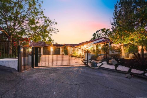 9775 Alto Dr, La Mesa CA 91941-4450 exterior