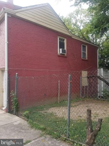 727 Cherry St, Norristown, PA 19401-3923