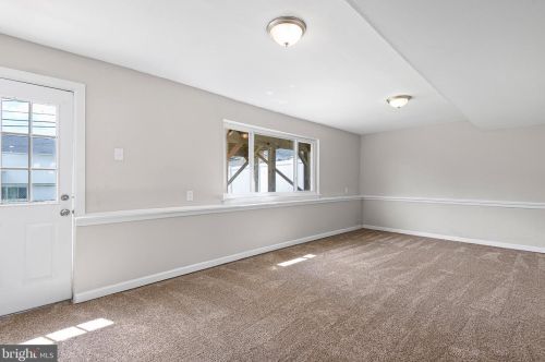 1104 Overhill Ct, Wilmington DE  19810-3108 exterior