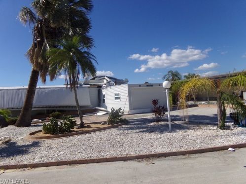 17930 Bryan Ct, Fort Myers Beach, FL 33931-7109