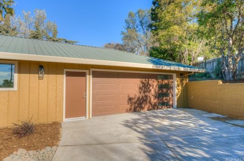 15 Woodcrest Dr, Oroville CA  95966-5518 exterior