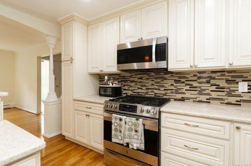 450 Pinebrook Blvd, New Rochelle, NY 10804-3920